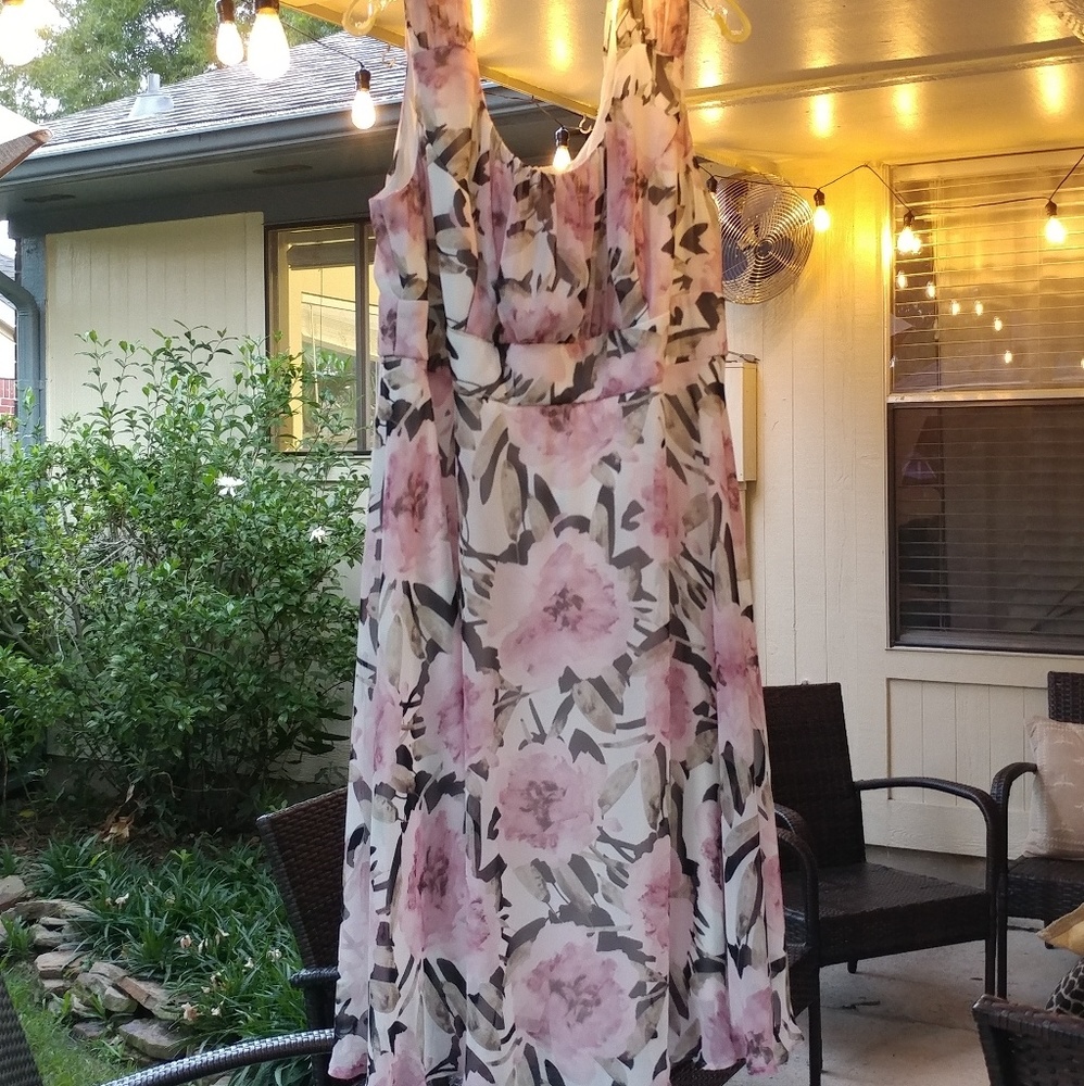 Dressbarn floral mid calve dress